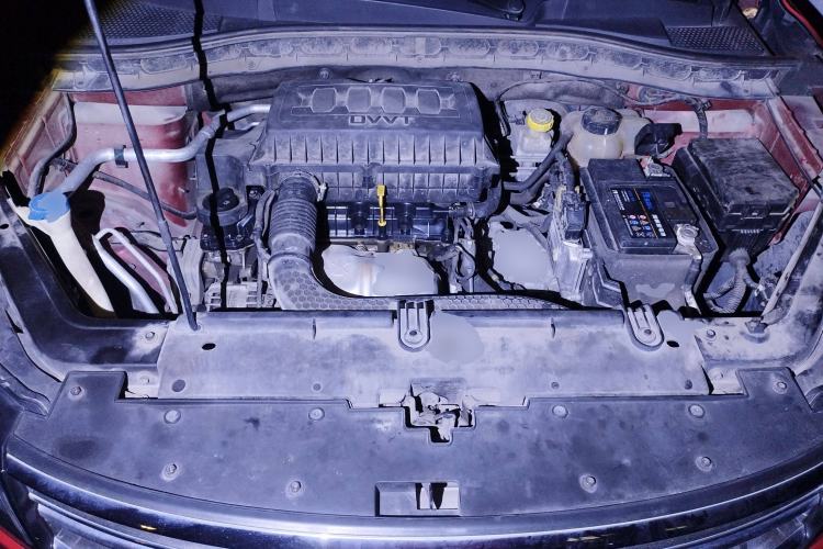 Used Roewe RX3 2018 1.6L CVT Internet Smart Edition Engine Bay