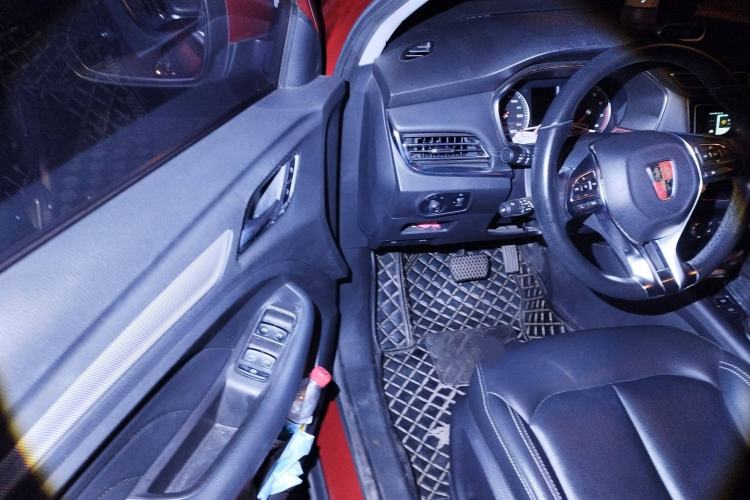 Used Roewe RX3 2018 1.6L CVT Internet Smart Edition Interior 3
