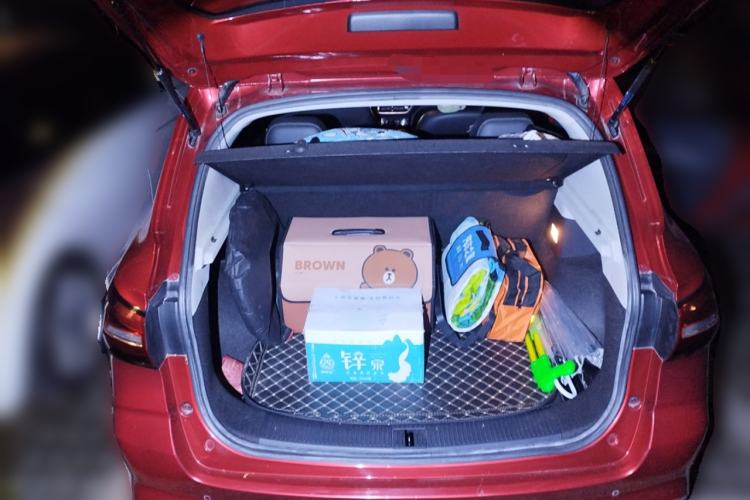 Used Roewe RX3 2018 1.6L CVT Internet Smart Edition Trunk