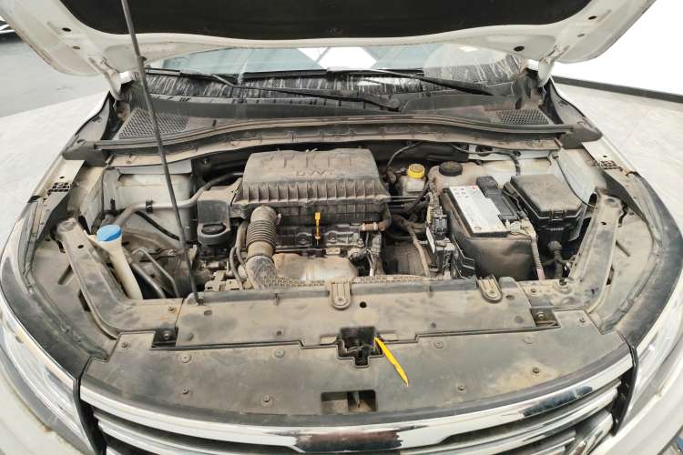 Used Roewe RX3 2020 1.6L CVT 4G Connected Ultra-Cool Flagship Edition Engine Bay