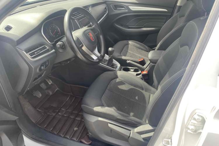 Used Roewe RX3 2020 1.6L Manual - Ultra-Fresh Entry Version Interior 2