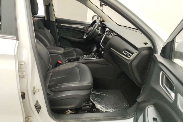 Used Roewe RX3 2020 1.6L CVT 4G Connected Ultra-Cool Flagship Edition Right Front Seat