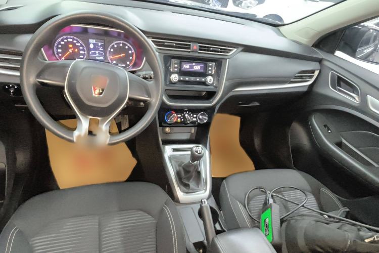 Used Roewe RX3 2018 1.6L Manual Entry-Level Model Audio And AC Panel