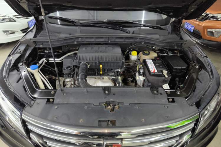 Used Roewe RX3 2018 1.6L Manual Entry-Level Model Engine Bay