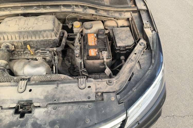 Used Roewe RX3 2018 1.6L CVT Flagship Edition Engine Bay Left