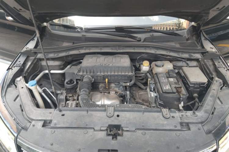 Used Roewe RX3 2018 1.6L CVT Flagship Edition Engine Bay