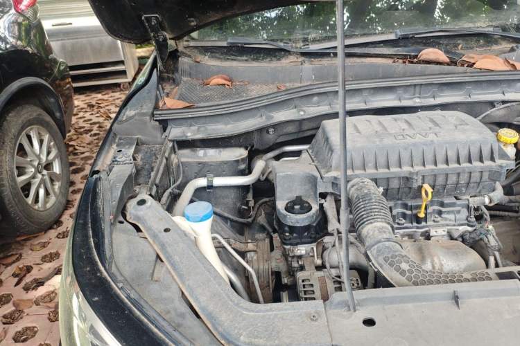 Used Roewe RX3 2018 1.6L CVT Flagship Edition Engine Bay Right