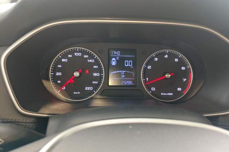 Used Roewe RX3 2018 1.6L CVT Flagship Edition Instrument Cluster