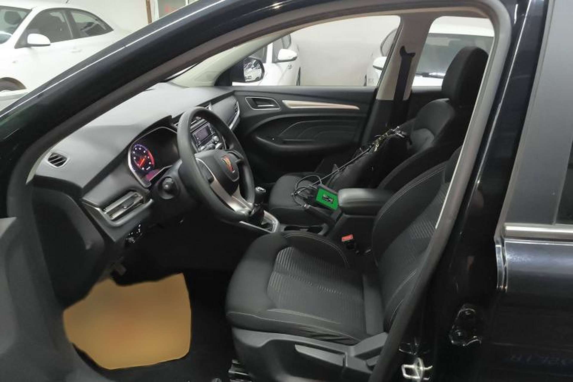 Used Roewe RX3 2018 1.6L Manual Entry-Level Model Left Front Seat