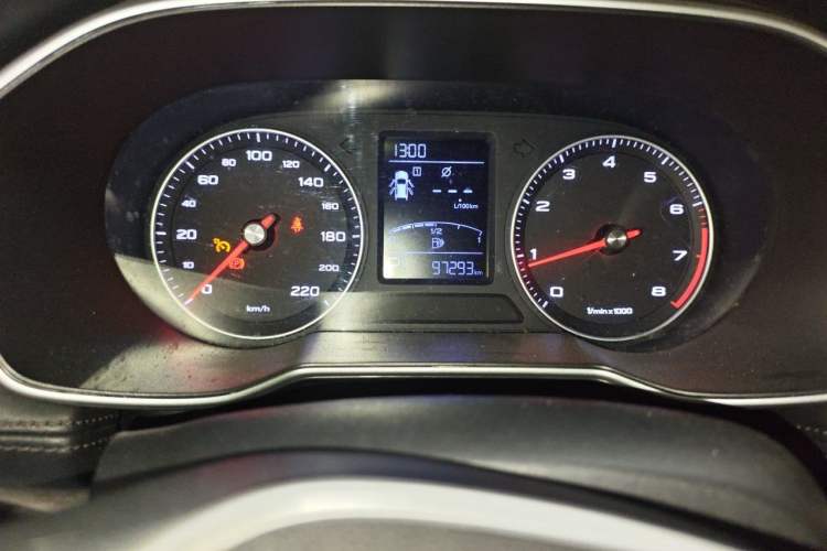 Used Roewe RX3 2018 1.6L CVT Flagship Edition Odometer Close Up