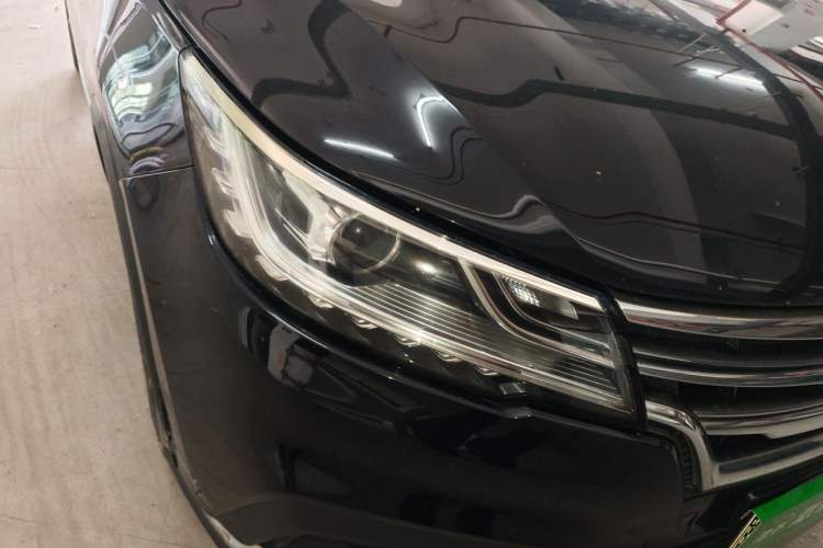 Used Roewe RX3 2018 1.6L CVT Flagship Edition Right Front Headlight
