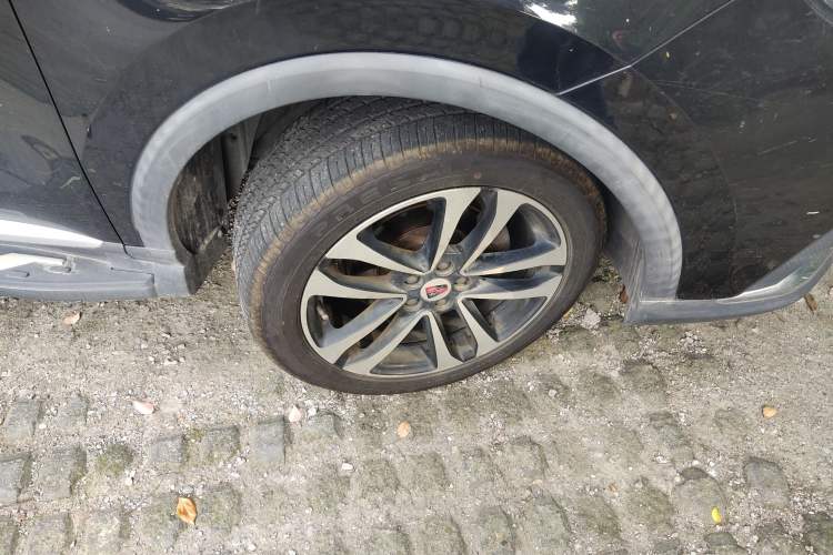 Used Roewe RX3 2018 1.6L Manual Flagship Edition Right Front Wheel Hub