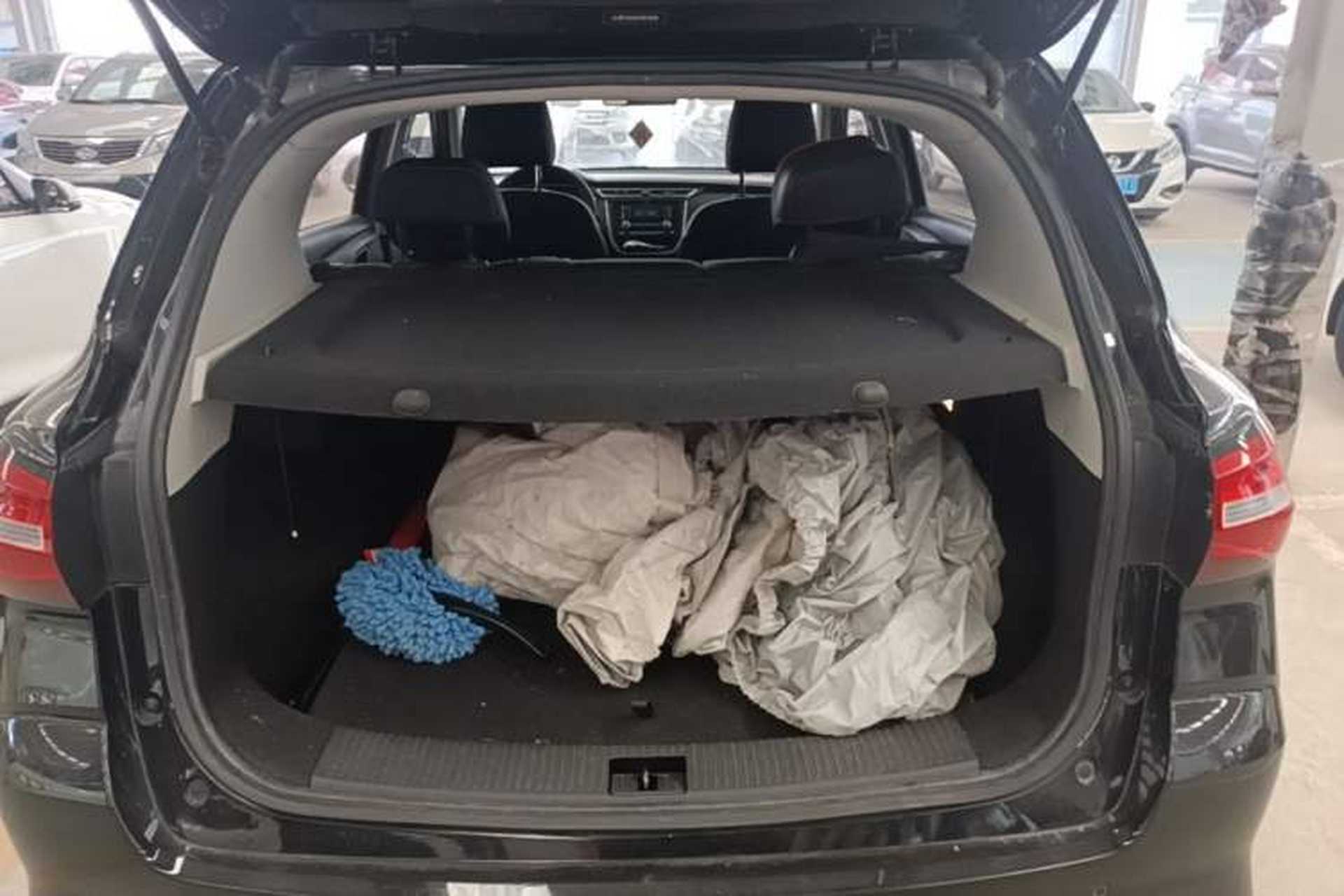 Used Roewe RX3 2018 1.6L Manual Entry-Level Model Trunk