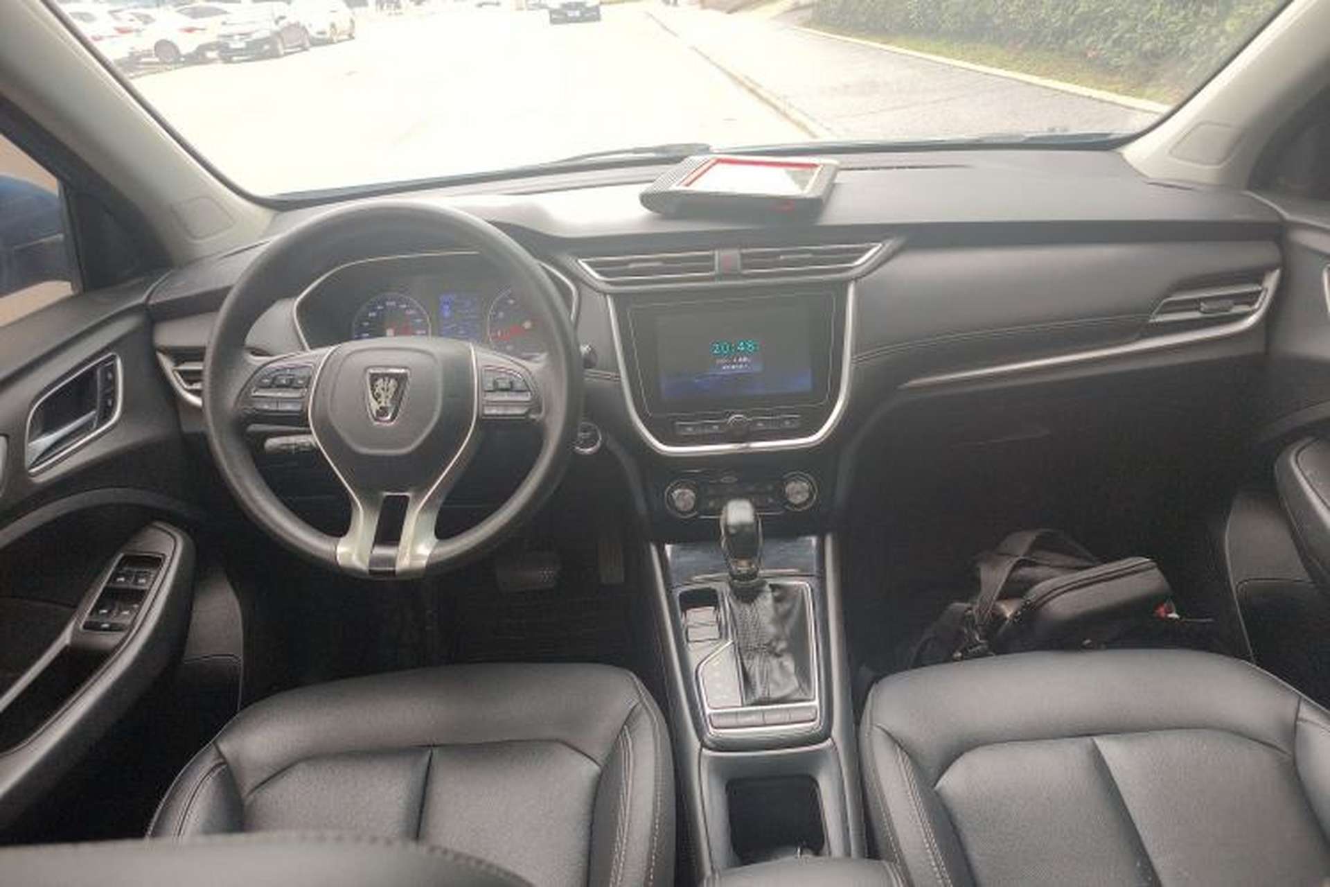 Used Roewe RX3 2018 1.6L CVT Flagship Edition Center Console