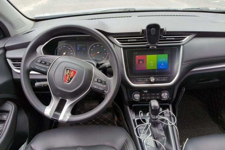 Used Roewe RX3 2018 1.6L CVT Flagship Edition Center Console