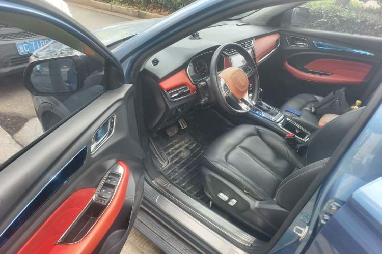 Used Roewe RX3 2018 1.6L CVT Flagship Edition Driver Seat