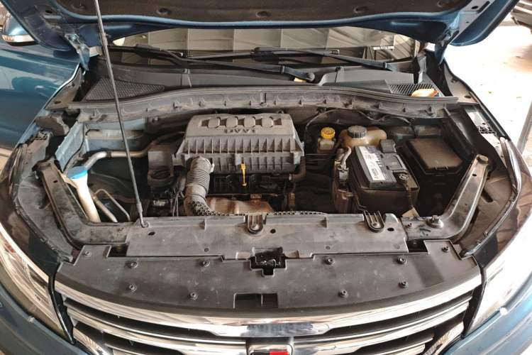 Used Roewe RX3 2018 1.6L CVT Internet Smart Edition Engine Bay