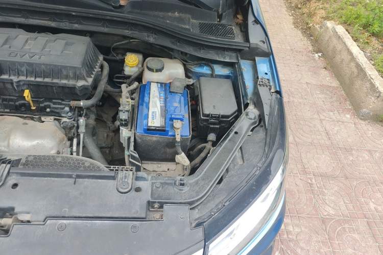 Used Roewe RX3 2018 1.6L Manual Flagship Edition Engine Bay Left