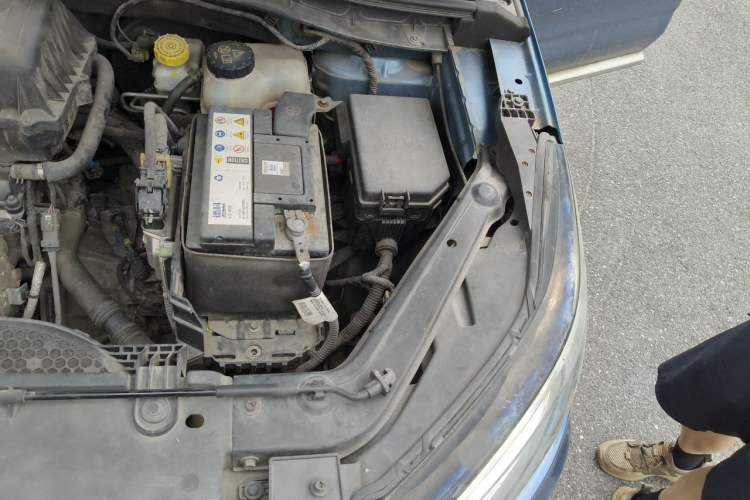 Used Roewe RX3 2018 1.6L CVT Flagship Edition Engine Bay Left