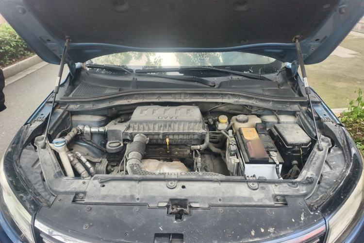 Used Roewe RX3 2018 1.6L CVT Flagship Edition Engine Bay
