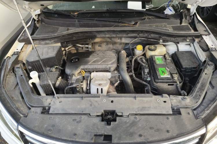 Used Roewe RX3 2018 18T Automatic Internet Smart Edition Engine Bay
