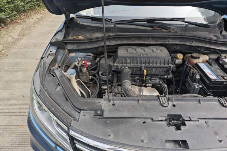 Used Roewe RX3 2018 1.6L Manual Flagship Edition Engine Bay Right