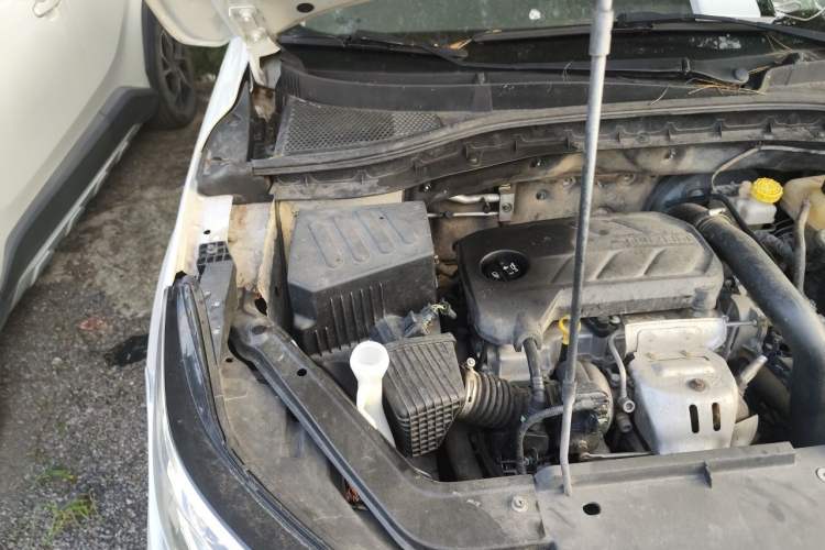 Used Roewe RX3 2018 18T Automatic Internet Smart Edition Engine Bay Right