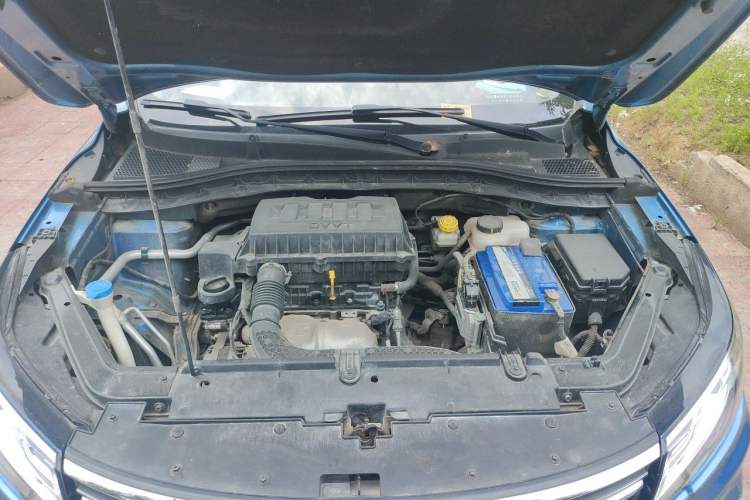 Used Roewe RX3 2018 1.6L Manual Flagship Edition Engine Bay