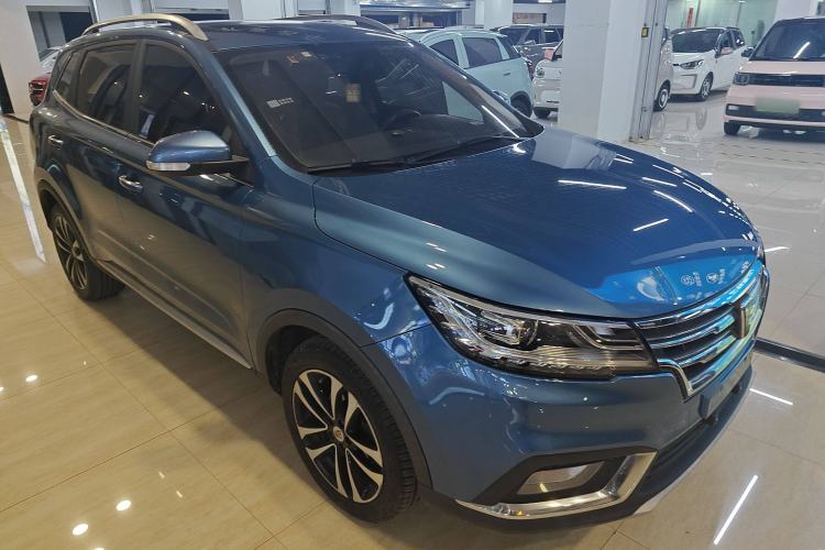 Used Roewe RX3 2018 1.6L CVT Internet Smart Edition Front Right 45 Deg