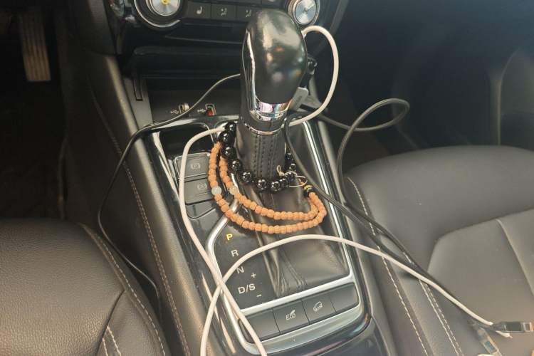Used Roewe RX3 2018 1.6L CVT Internet Smart Edition Gear Lever