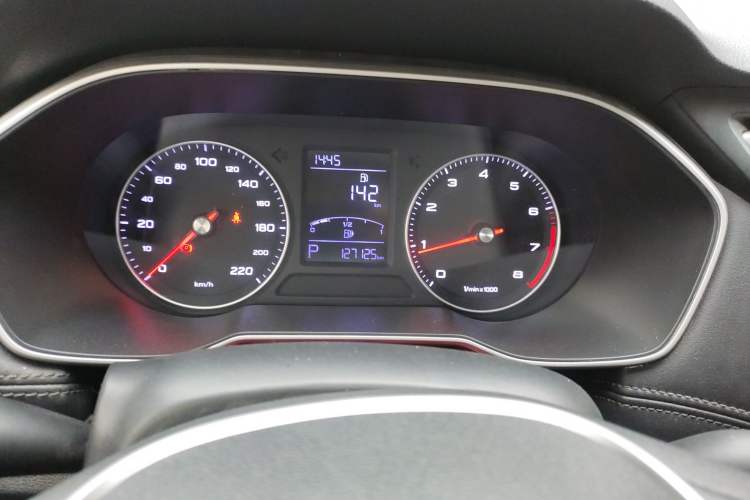 Used Roewe RX3 2018 1.6L CVT Flagship Edition Instrument Cluster
