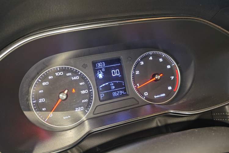 Used Roewe RX3 2018 1.6L CVT Internet Smart Edition Instrument Cluster