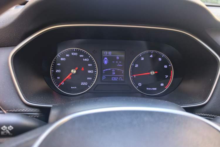 Used Roewe RX3 2018 1.6L CVT Flagship Edition Instrument Cluster
