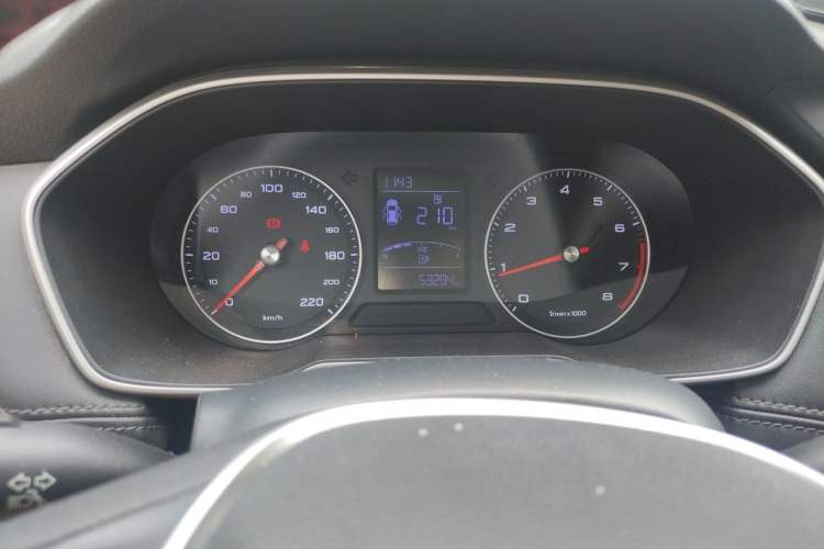 Used Roewe RX3 2018 1.6L Manual Flagship Edition Instrument Cluster