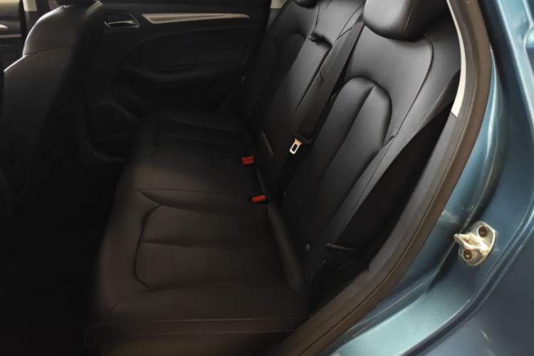 Used Roewe RX3 2018 1.6L CVT Internet Smart Edition Interior 1