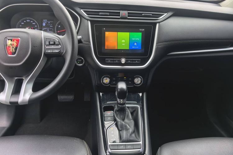 Used Roewe RX3 2018 1.6L CVT Flagship Edition Interior 2