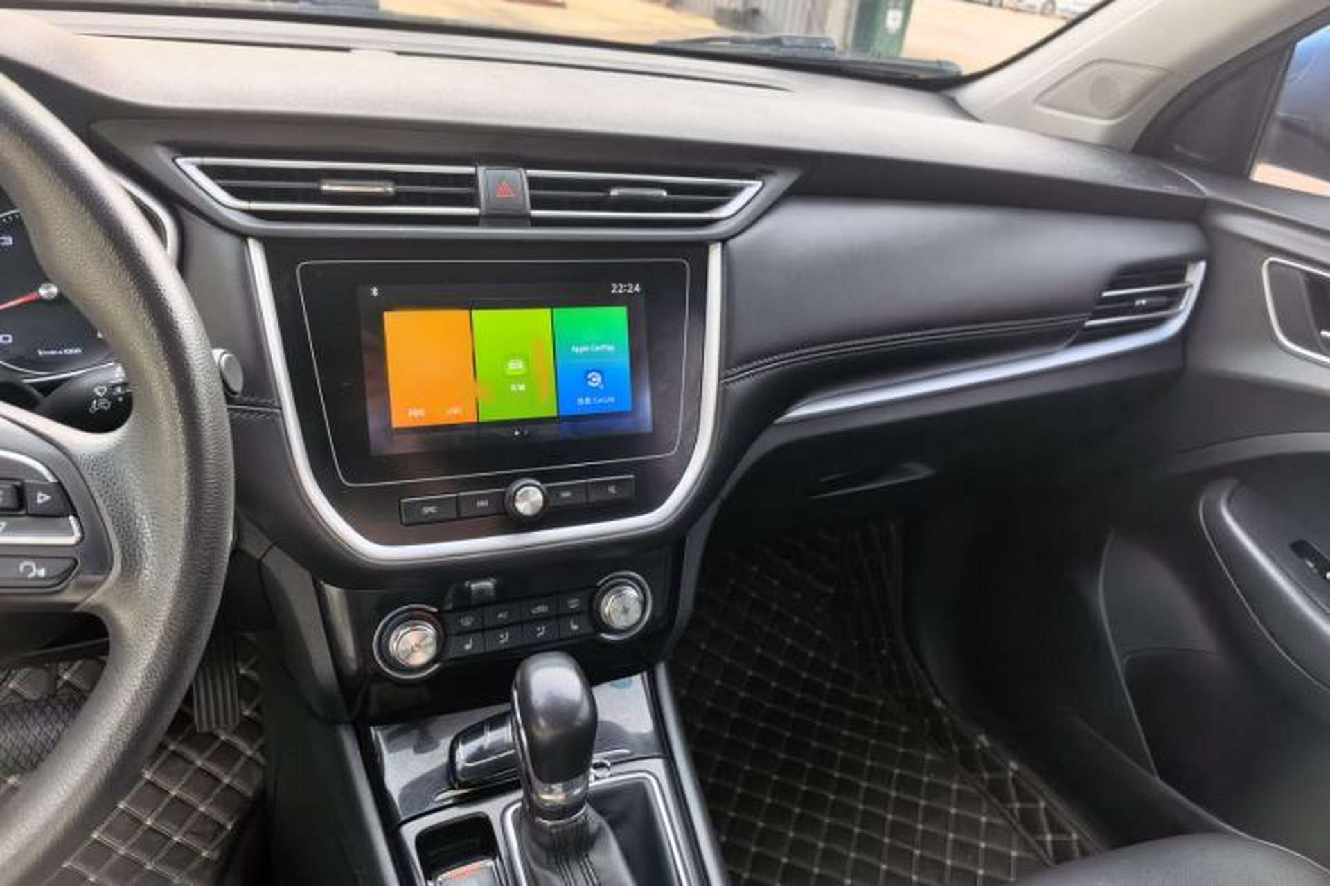 Used Roewe RX3 2018 1.6L CVT Flagship Edition Interior 6