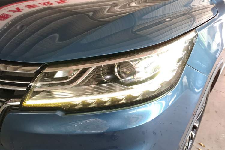 Used Roewe RX3 2018 1.6L CVT Internet Smart Edition Left Front Headlight