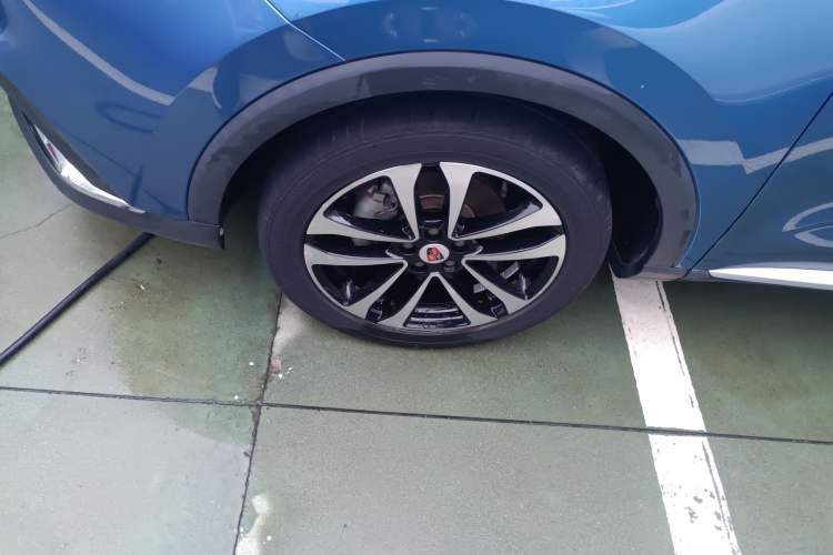 Used Roewe RX3 2018 1.6L CVT Flagship Edition Left Front Wheel Hub