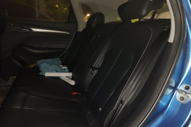 Used Roewe RX3 2018 1.6L CVT Internet Smart Edition Left Rear Seat