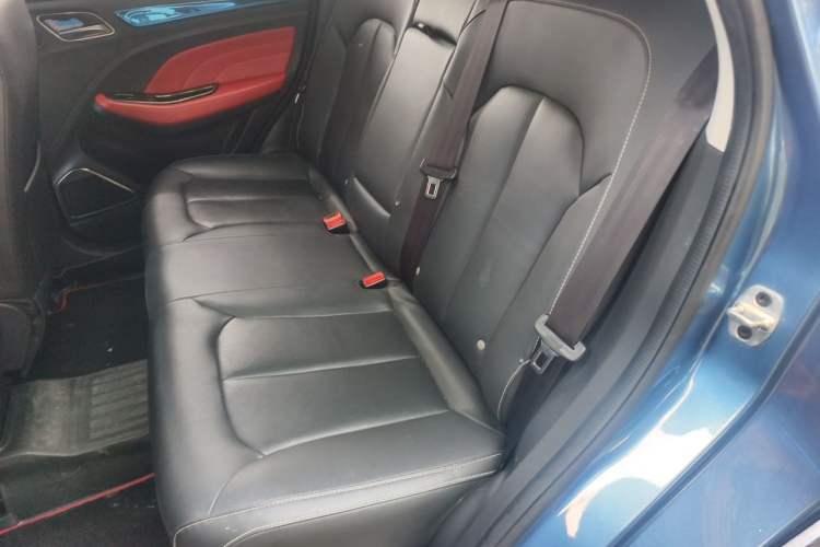 Used Roewe RX3 2018 1.6L CVT Flagship Edition Left Rear Seat