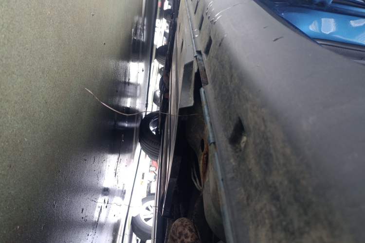 Used Roewe RX3 2018 1.6L CVT Flagship Edition Left Side Sill