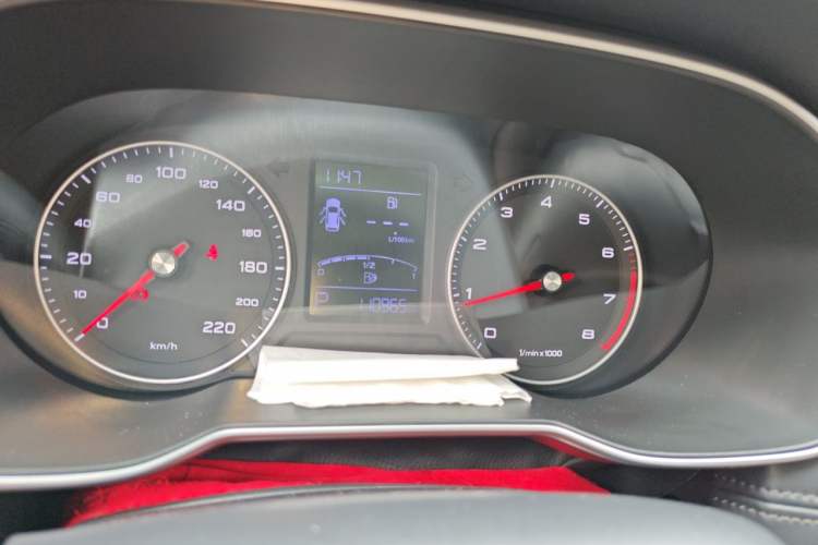 Used Roewe RX3 2018 1.6L CVT Flagship Edition Odometer Close Up