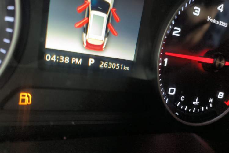 Used Roewe RX3 2018 18T Automatic Internet ZhiZun Edition Odometer Close Up