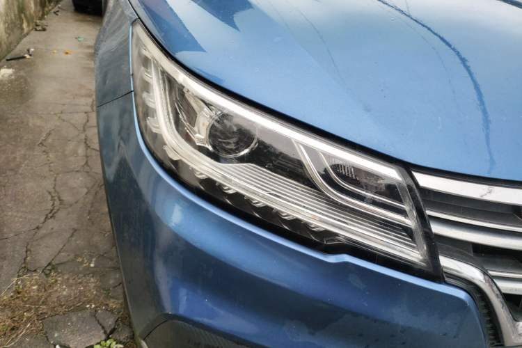 Used Roewe RX3 2018 1.6L CVT Flagship Edition Right Front Headlight
