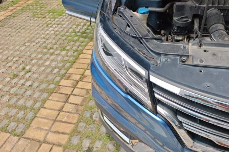 Used Roewe RX3 2018 1.6L CVT Flagship Edition Right Front Headlight