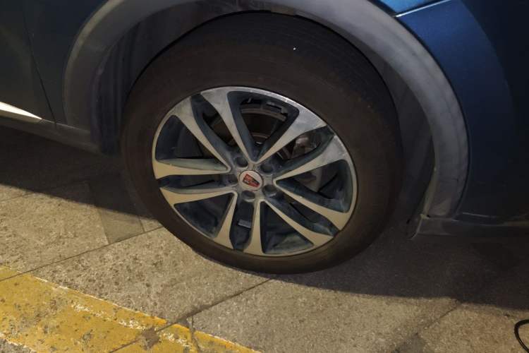 Used Roewe RX3 2018 1.6L CVT Internet Smart Edition Right Front Wheel Hub