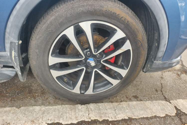 Used Roewe RX3 2018 1.6L CVT Flagship Edition Right Front Wheel Hub