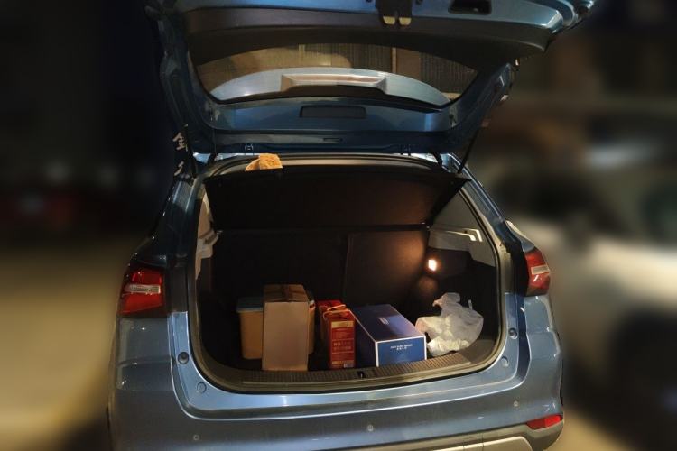 Used Roewe RX3 2018 1.6L CVT Internet Smart Edition Trunk