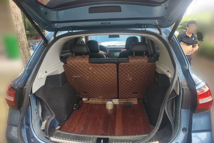 Used Roewe RX3 2018 1.6L CVT Flagship Edition Trunk